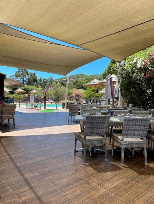 Les Villas de la Résidence U Veniqui Favone Esterno foto
