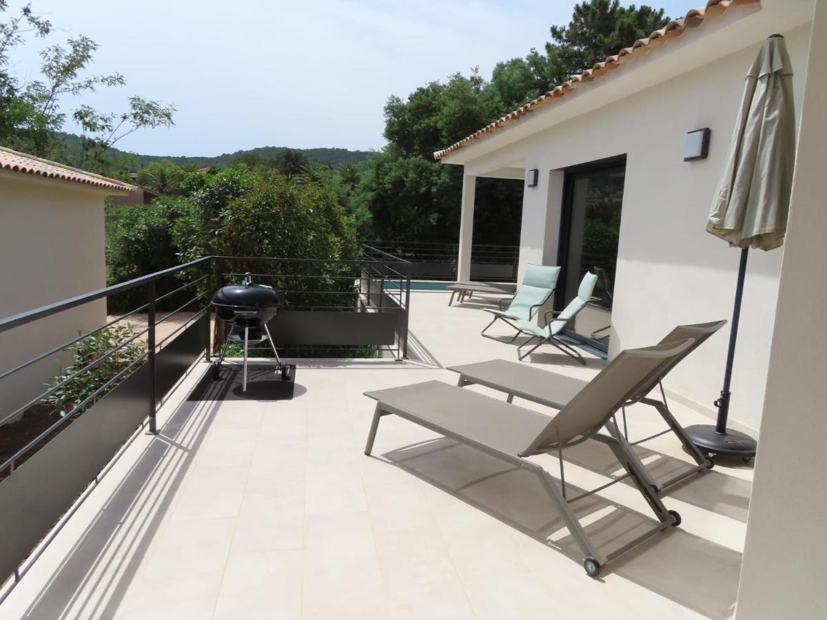 Les Villas de la Résidence U Veniqui Favone Esterno foto